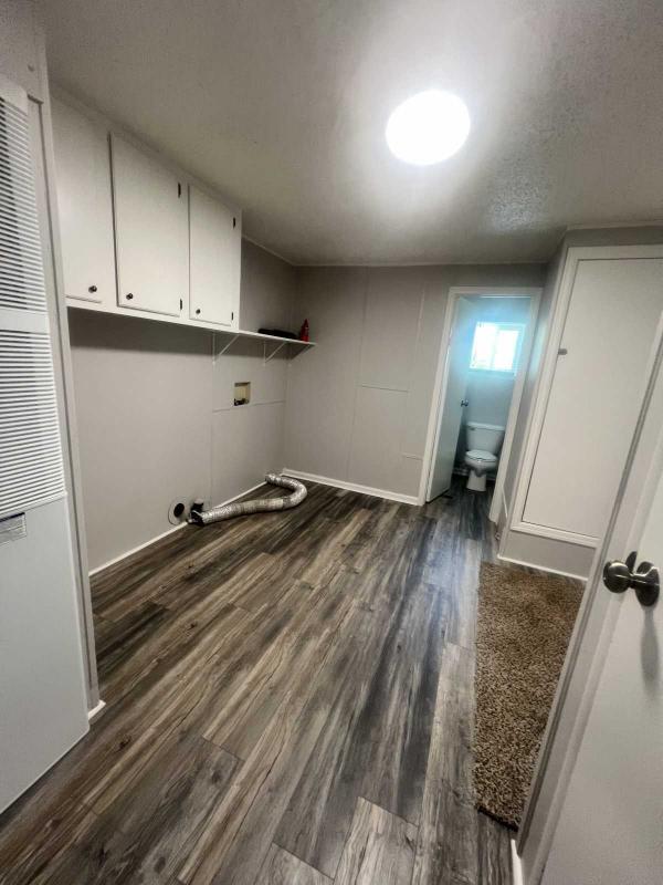 1986 Champion Manufactured Home