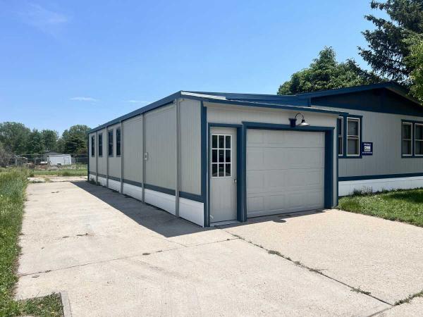 1986 Champion Manufactured Home