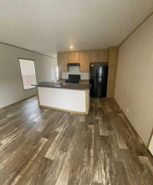 2022  Mobile Home For Sale