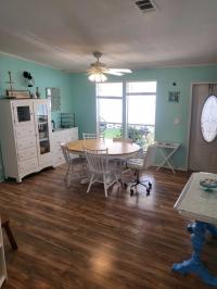 1993 Suncrest M.H. Mobile Home
