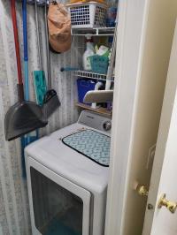 1993 Suncrest M.H. Mobile Home
