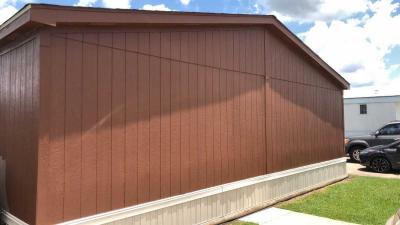 Photo 4 of 8 of home located at 1100 Fox Meadow Dr Alvin, TX 77511