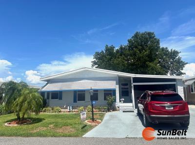 Photo 2 of 33 of home located at 85 Buccaneer Drive Leesburg, FL 34748