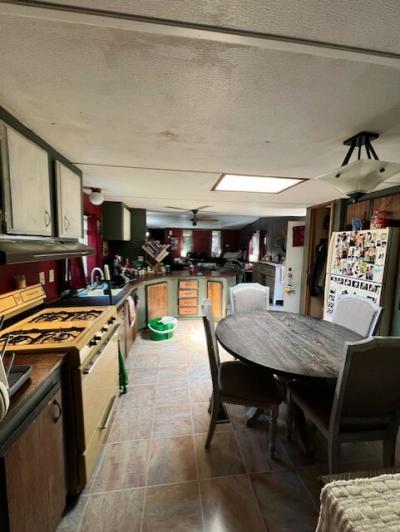Photo 5 of 8 of home located at 452 Mainring St Hamilton, OH 45011