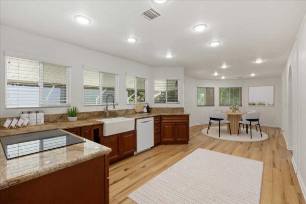 1981  Mobile Home For Sale