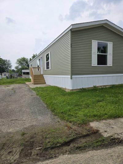 Mobile Home at 46 Rolling Park Drive North Massillon, OH 44647