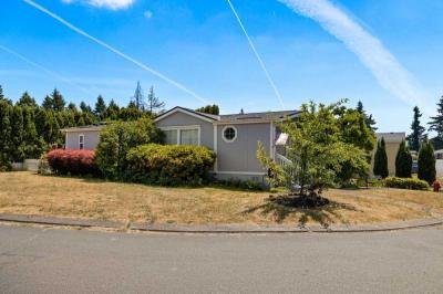 Mobile Home at 14700 S Quail Grove Circle Oregon City, OR 97045
