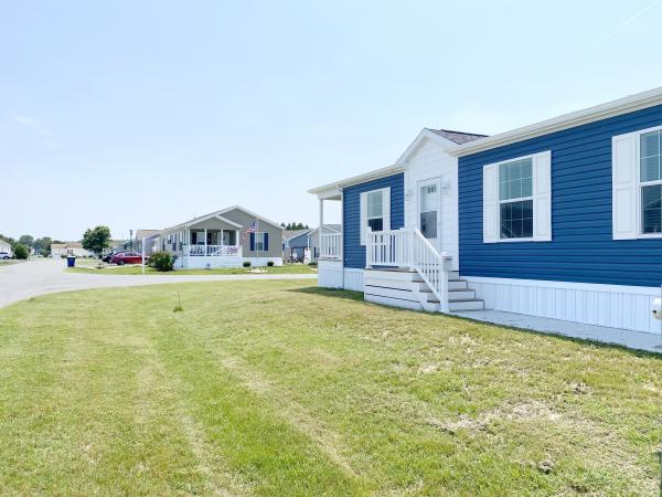 2025 Champion Home Builders, Inc. mobile Home