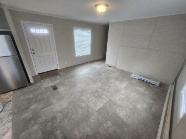 2025 Champion Home Builders, Inc. mobile Home