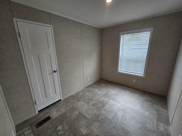 2025 Champion Home Builders, Inc. mobile Home