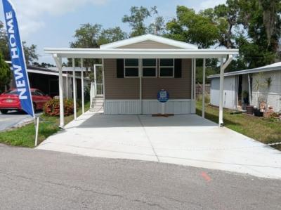 Photo 2 of 9 of home located at 29 Dale Drive Winter Haven, FL 33880