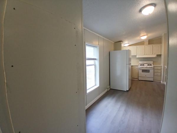 1997 Holly Park mobile Home