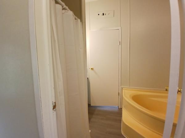 1997 Holly Park mobile Home