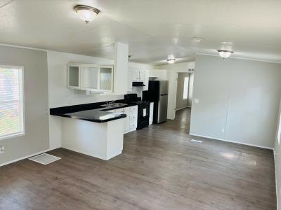 Photo 3 of 8 of home located at 10960 Beach Blvd., #170 Jacksonville, FL 32246