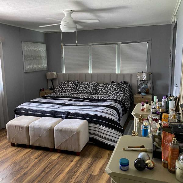 1981 Sherwood  HS Mobile Home