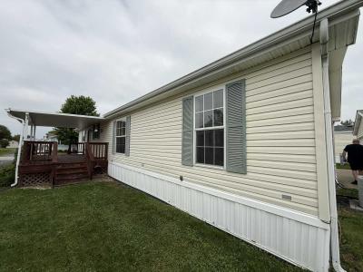 Photo 3 of 16 of home located at 25 Finch Lane Beecher, IL 60401