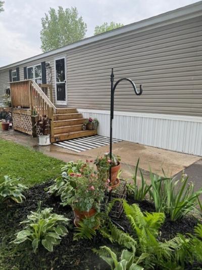Mobile Home at 14 Northwood Village New London, WI 54961