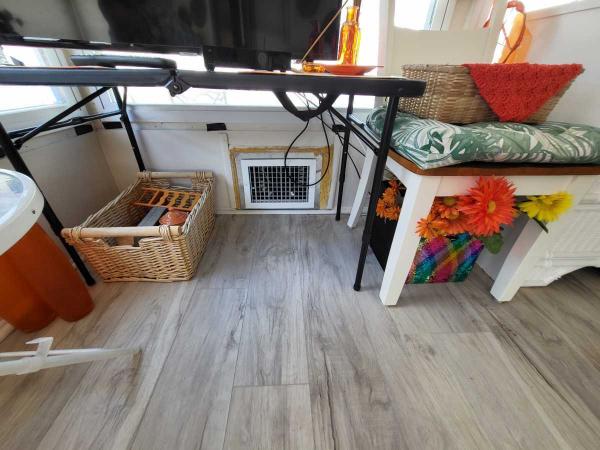 1981 Manufactured Home