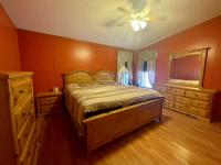 1999 Lakepointe Manufactured Home