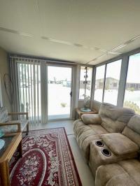 1999 Lakepointe Manufactured Home