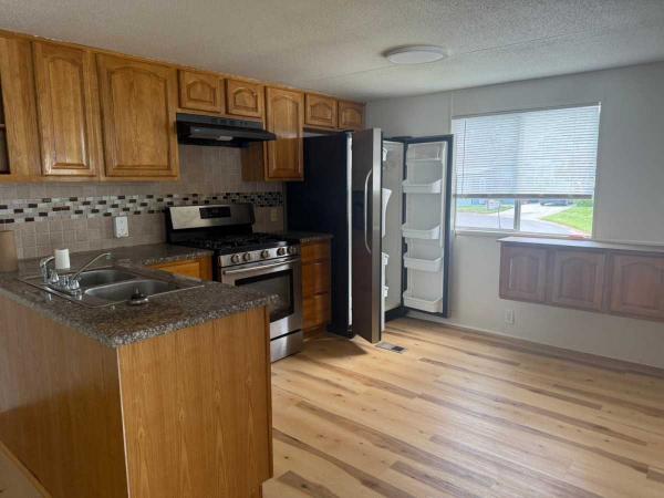 1980  Mobile Home For Sale