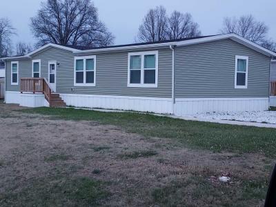 Mobile Home at 7511 Cane Run Rd Lot 97 Louisville, KY 40258