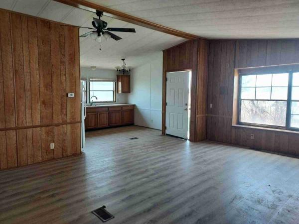 1983  Mobile Home For Sale