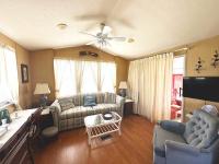 1992 Park Manufactured Home