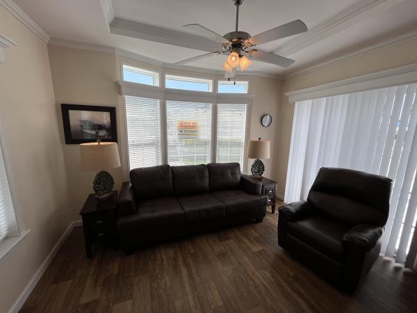 2019 Skyline 2610B NO PORCH Mobile Home