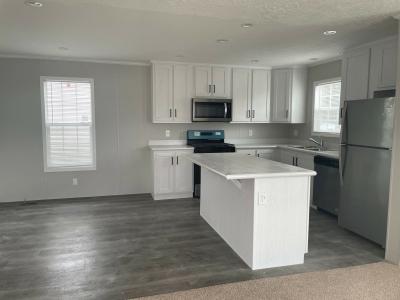 Photo 2 of 4 of home located at 820 Theresa Drive Flint, MI 48506