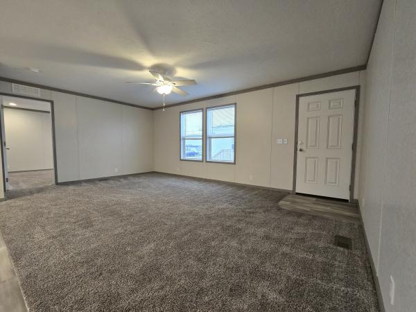 2023 Clayton 95PLH28523G Mobile Home