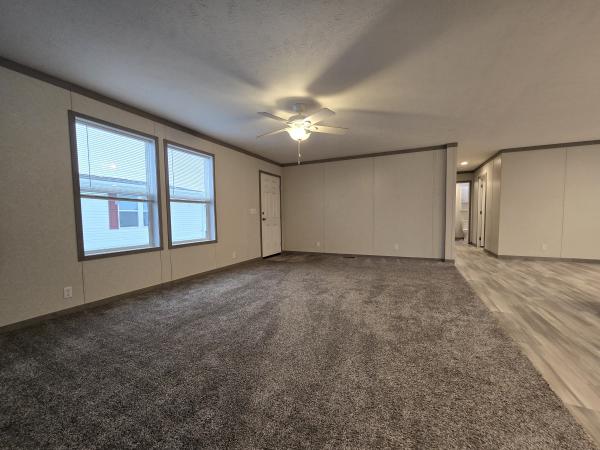 2023 Clayton 95PLH28523G Mobile Home