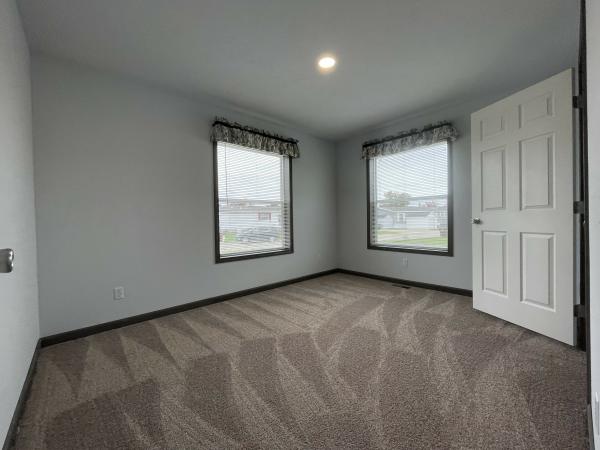 2023 Fairmont 430LE28523D Mobile Home