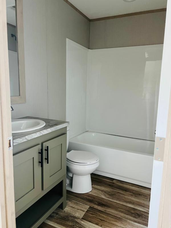 2023 Clayton Homes Inc Epic Journey Mobile Home