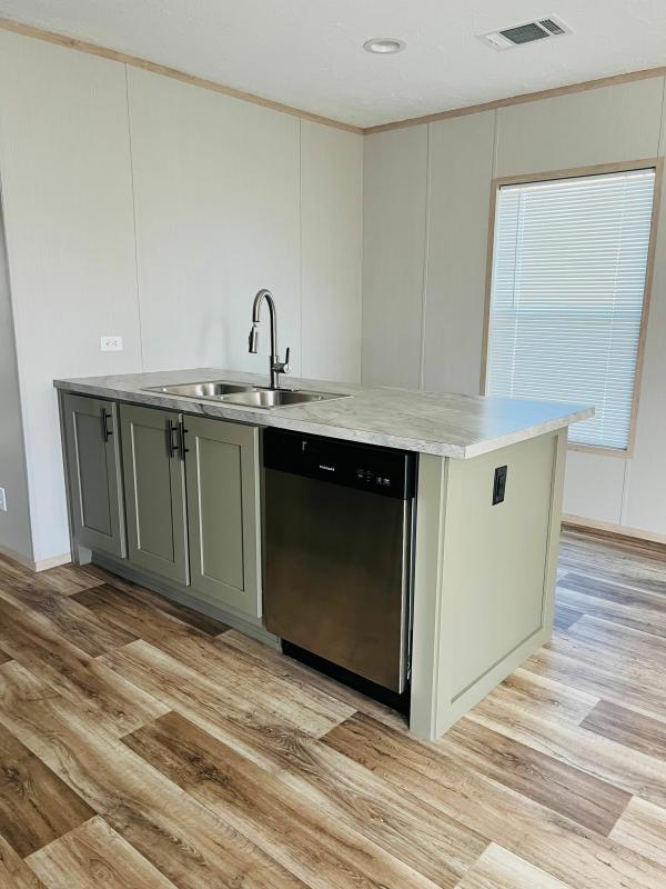 2023 Clayton Homes Inc Epic Journey Mobile Home