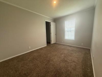 Photo 3 of 10 of home located at 3963 Porters Mill Fort Wayne, IN 46818