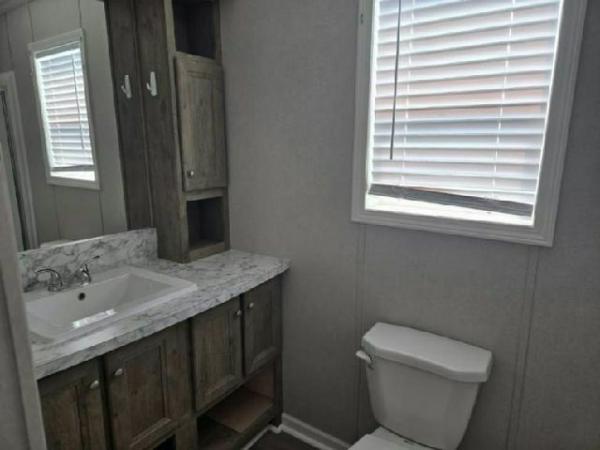 2022 Clayton - Lewistown PA Hickory 4414-40 Manufactured Home