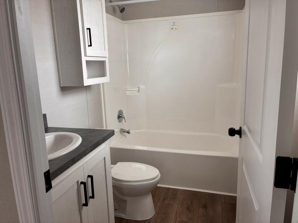 2024 Champion RAP1672H32087 Mobile Home