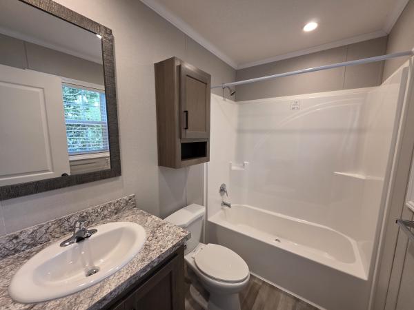 2025 Champion RAP1666H22091 Mobile Home