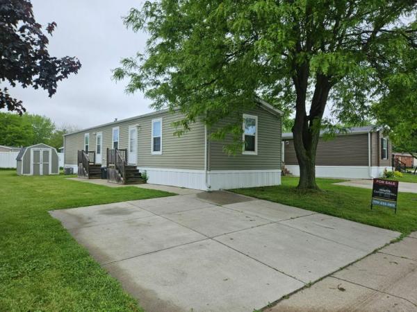 2017 Manufactured Housing Enterprise Mansion 4070 Manufactured Home