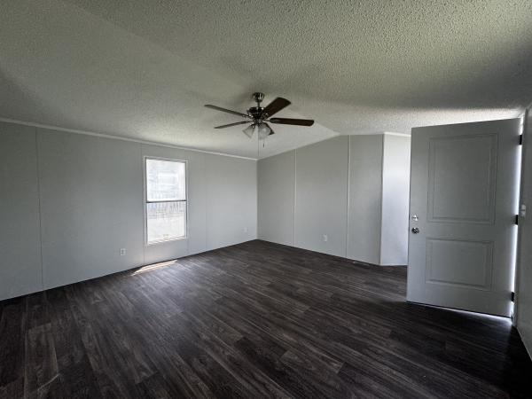 2002 Schult Mobile Home For Sale