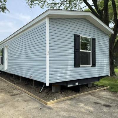Mobile Home at 27 Crestwood Drive #0054 Middletown, IN 47356