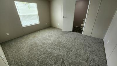 Photo 3 of 25 of home located at 6539 Townsend Rd, #211 Jacksonville, FL 32244