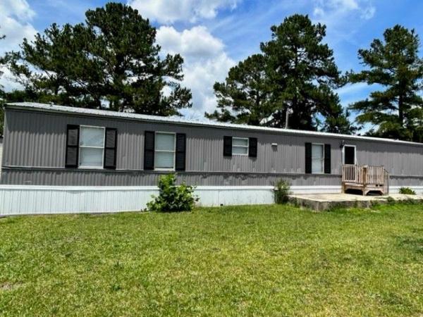 2000 Clayton Homes Inc Mobile Home For Sale