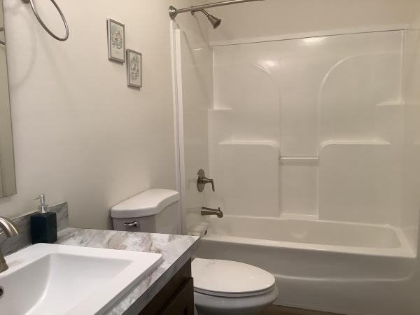 2022 Schult 58FRE28483CH22 Mobile Home