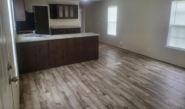 2018 RA1672206  Home