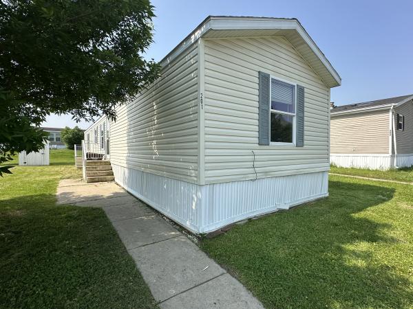 2005 Skyline Mobile Home