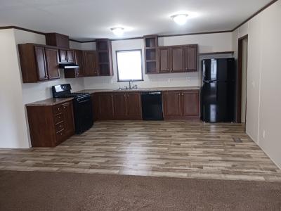 Photo 3 of 4 of home located at 1871 Ridgeview Ypsilanti, MI 48198
