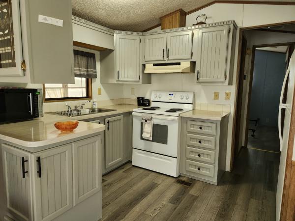 1988 PARK Mobile Home