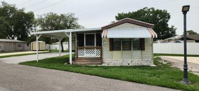 Photo 2 of 9 of home located at 7820 Wire Road 260 Zephyrhills, FL 33540